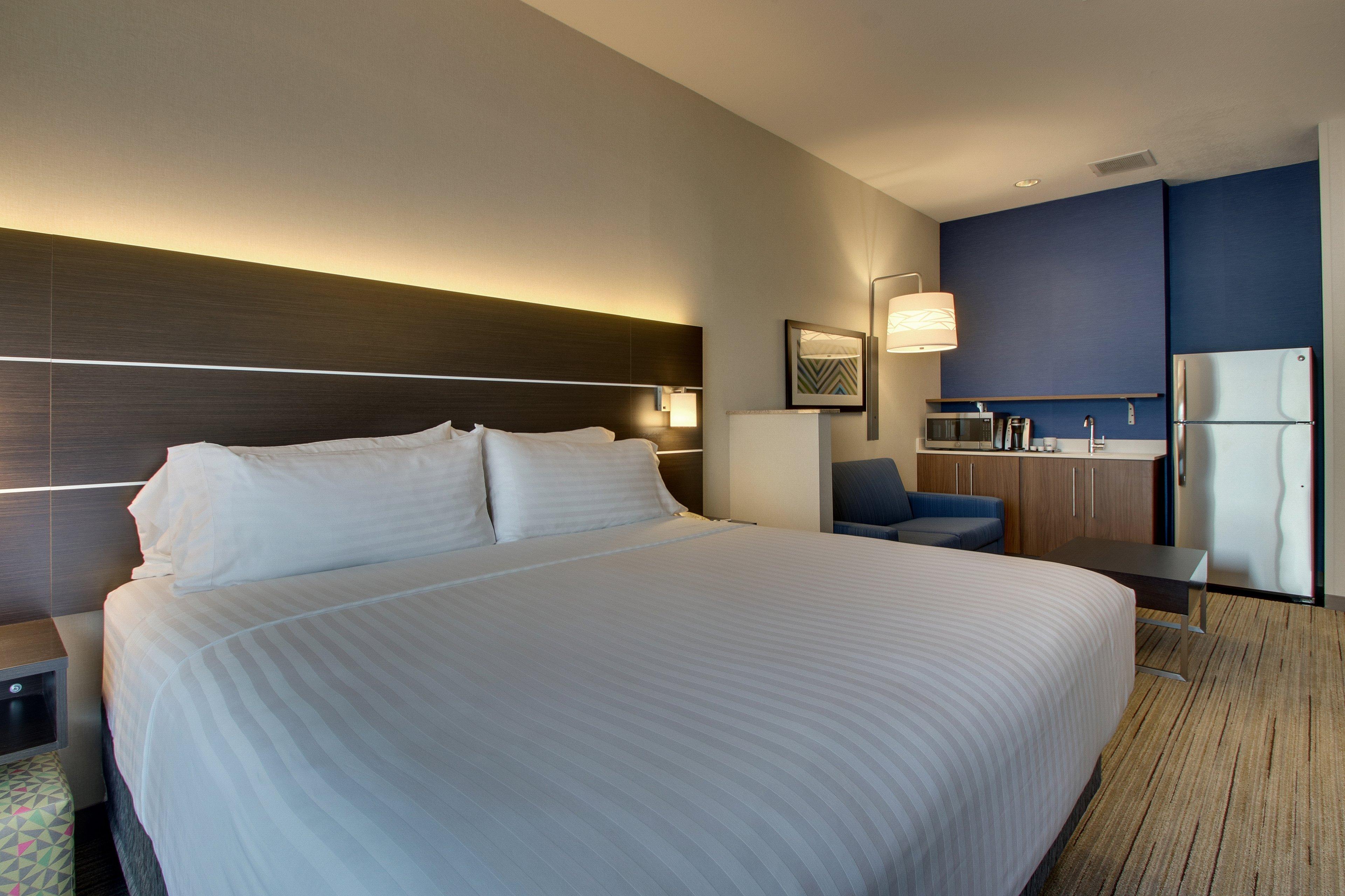 Holiday Inn Express Hotel & Suites Morris By Ihg Eksteriør bilde