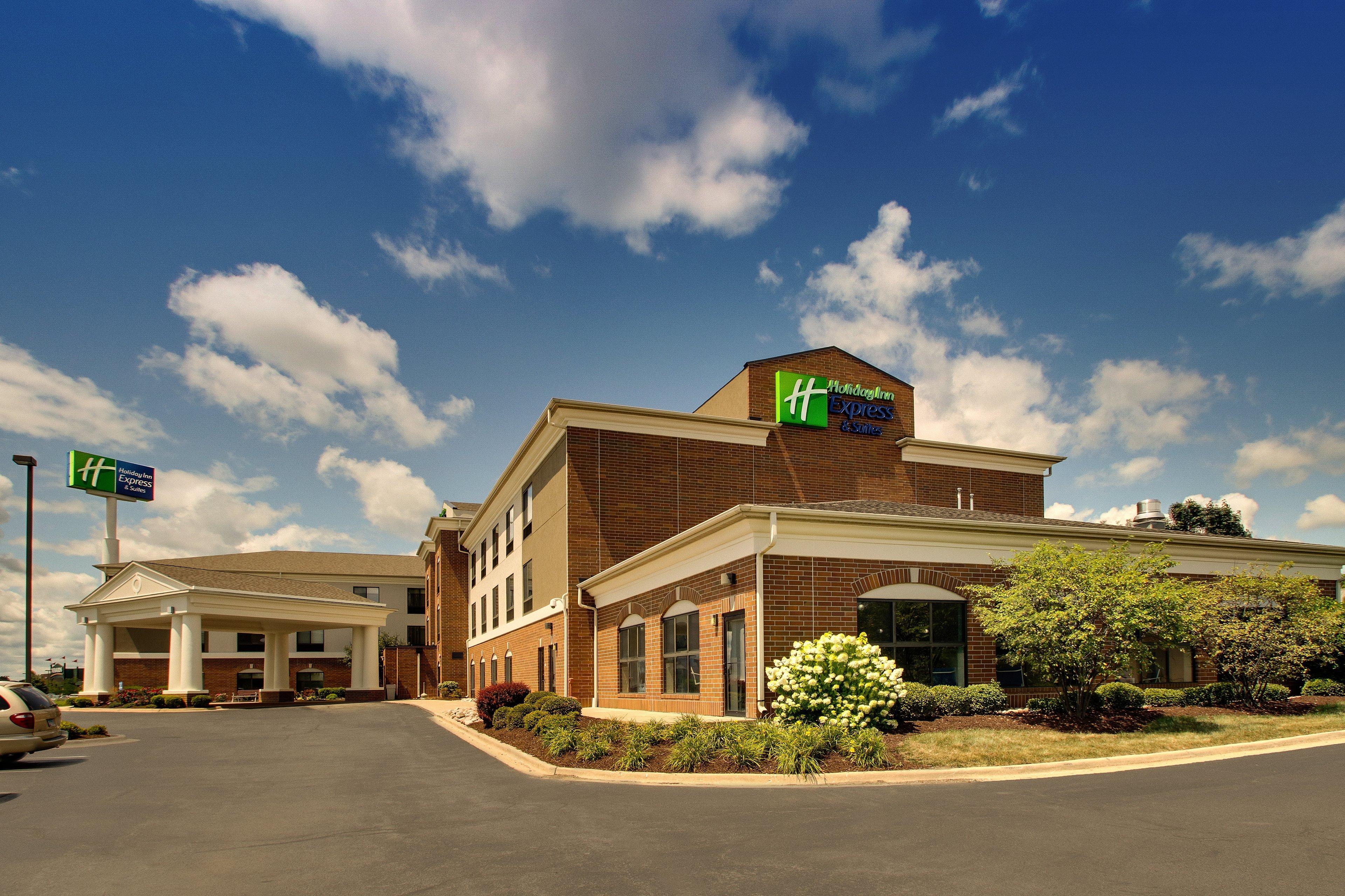 Holiday Inn Express Hotel & Suites Morris By Ihg Eksteriør bilde